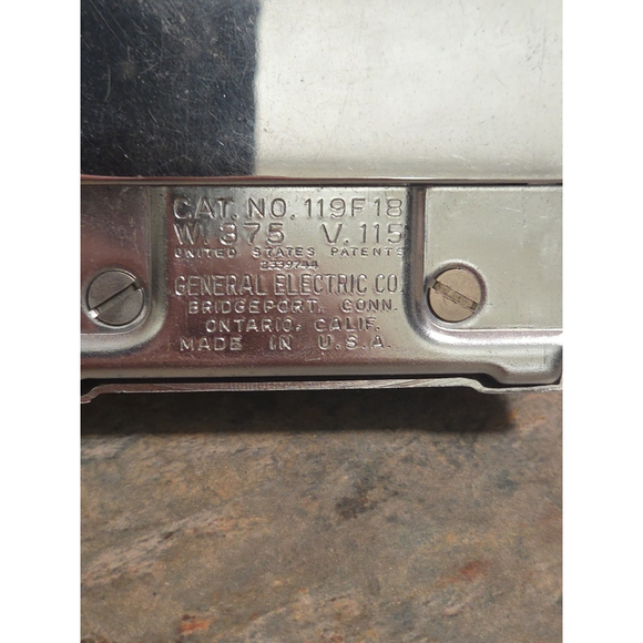 VINTAGE General Electric Automatic 375 WATT Travel Iron No.139F18 - Picture 11 of 11